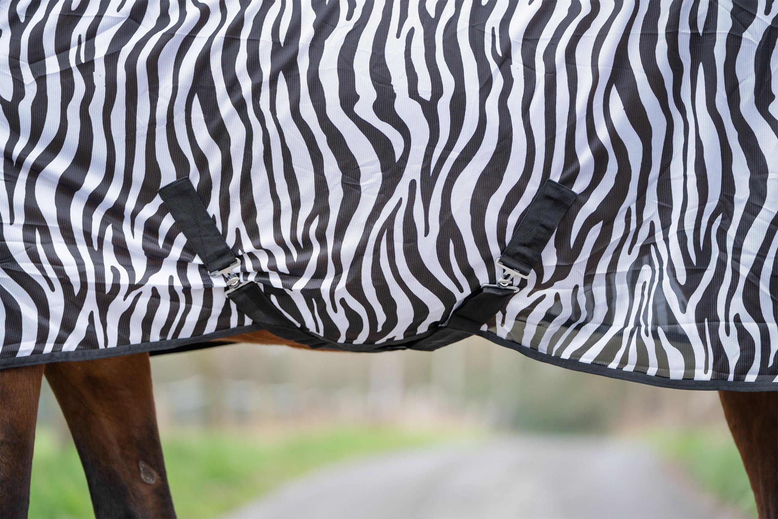 hkm-fliegendecke-zebra-mit-kreuzgurt-145 image 6