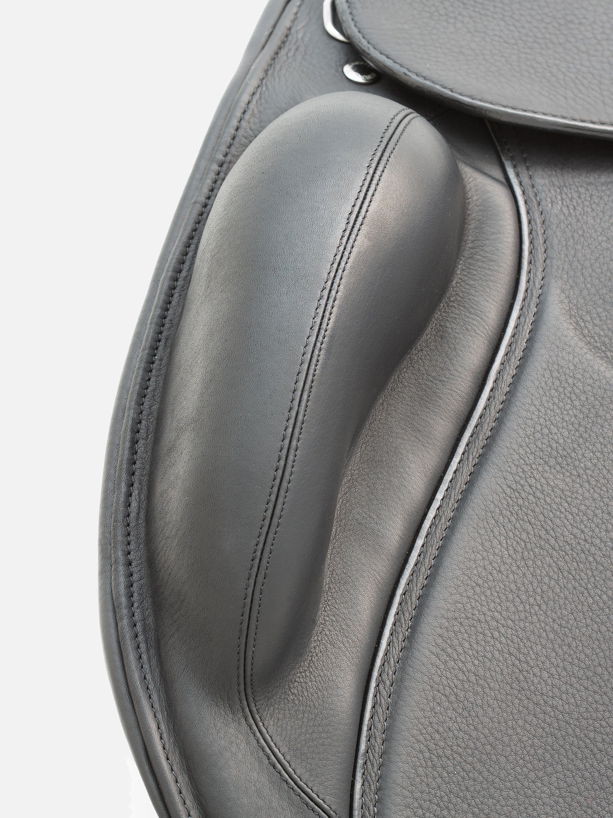 kieffer-dressursattel-rotterdam-aus-premium-leder-f-r-kurze-sattellage image 3